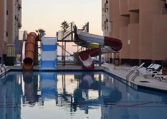 Seaview 2 Bedroom Private Deluxe At Juliana B2-09 الغردقة